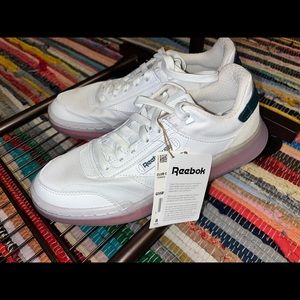 NEW Reebok Club C Legacy White Sneaker w/ Pink Rubber Sole (WITH TAGS AND BOX)